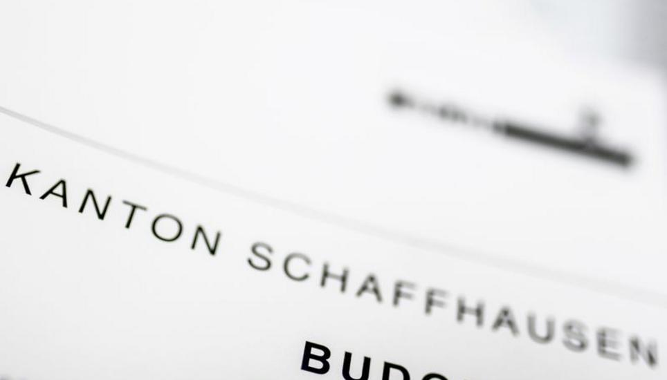 Das Budget 2023 schliesst mit einem Minus, das dürfte auch 2024 bis 2026 der Fall sein. Bild: Melanie Duchene