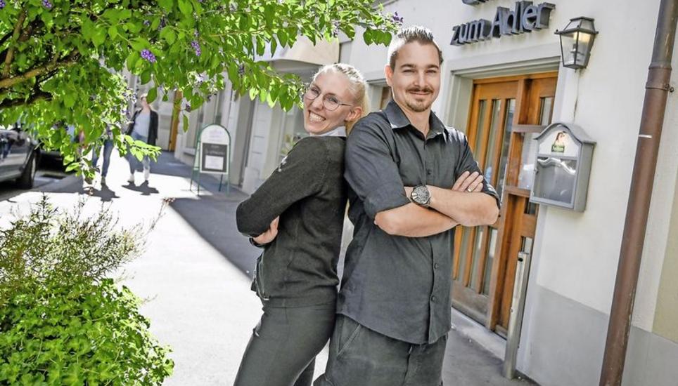 Stärken sich gegenseitig den Rücken: Michelle Bartels und Michael Amati. Bild: Melanie Duchene