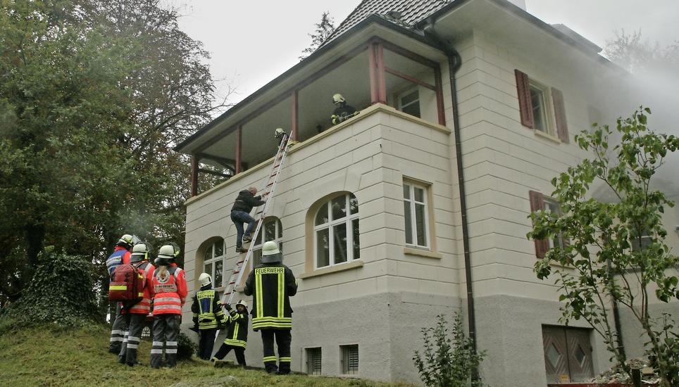 Das Waldheim war Schauplatz der Hauptübung der Feuerwehr Büsingen. Bild: Wolfgang Schreiber