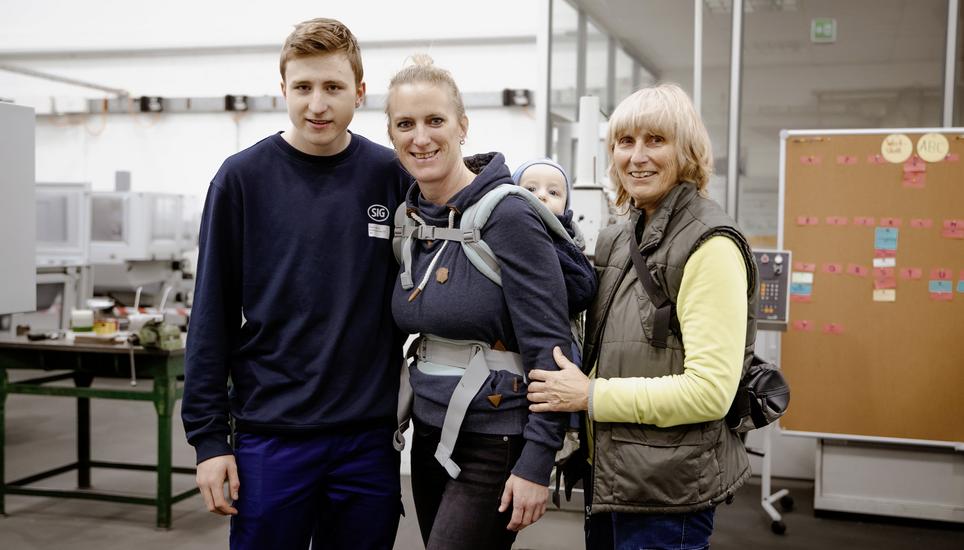 Drei Generationen: Sylvia Diener besuchte mit Grossmutter Lilo Schäppi und Baby Casey ihren Sohn Taylor.