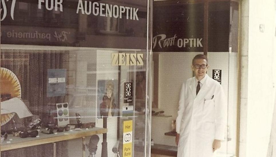 Peter Roost in den 60er-Jahren, als das Gleitsichtglas auf den Markt kam. Bild: zVg