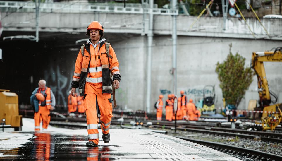 Am Bahnhof Schaffhausen werden momentan die Weichen ausgewechselt.