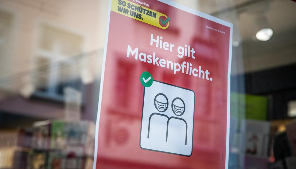 Mit 61,9 Prozent hat das Schweizer Stimmvolk die Änderung des Covid-19-Gesetzes abgelehnt/ angenommen. Bild: SN-Archiv/ Roberta Fele