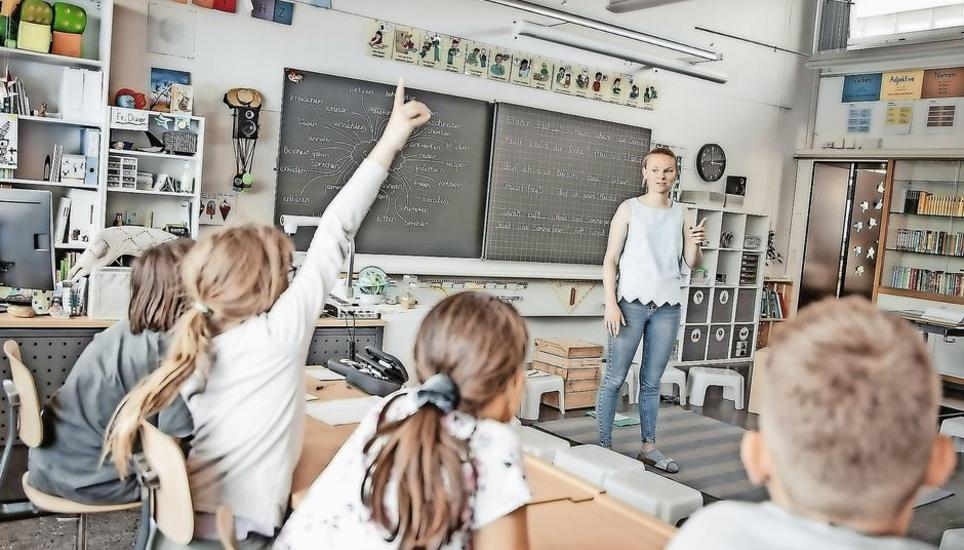 Die Zukunft bringt mehr Kinder – entsprechend steigt auch der Bedarf nach Lehrpersonen. Bild: SN-Archiv/Roberta Fele
