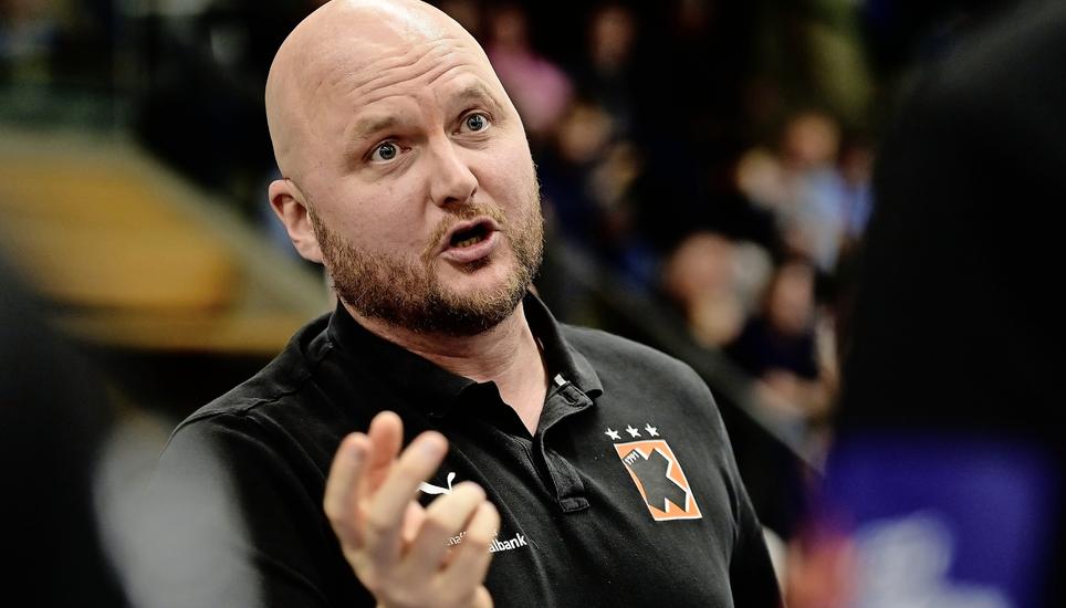 Adalsteinn Eyjolfsson verlässt die Kadetten Schaffhausen nach dreijähriger Amtszeit als Chefcoach. Bild: Alex Wagner