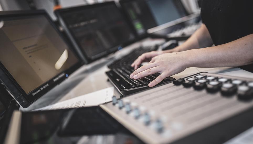 Im Radiobereich befürwortet die Regierung die beiden eingereichten Gesuche von Radio Munot (kommerzielle Konzession) und Radio Rasa (komplementäre und nicht gewinnorientierte Konzession) zuhanden des Bakoms vorbehaltlos. Bild: Melanie Duchene
