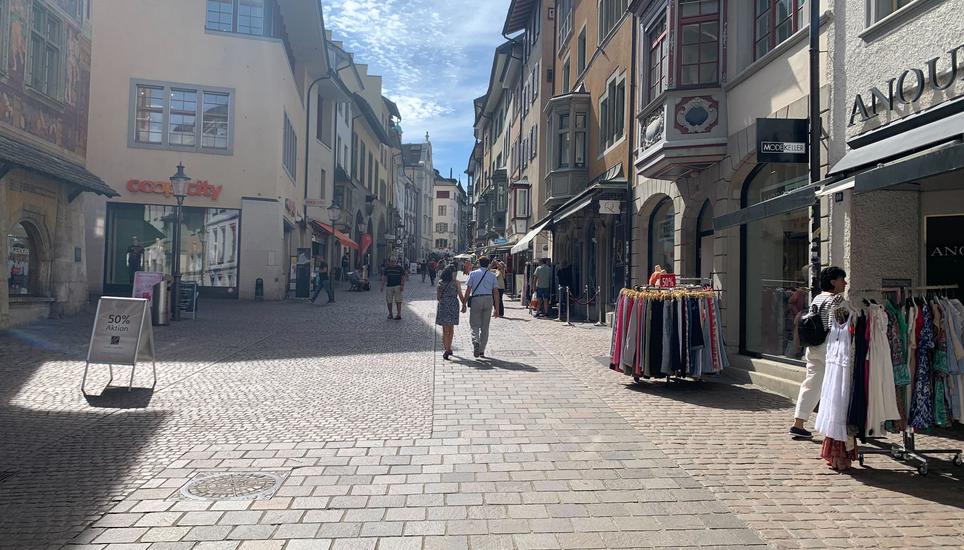 In Schaffhausen sind wieder vermehrt Bettler unterwegs. Bild: rd