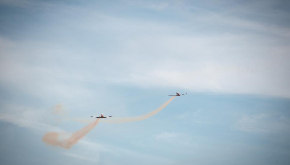 Die Flugshows des PC-7 TEAMS und des Super Puma Display Teams starteten um ca. 20:00 Uhr..
