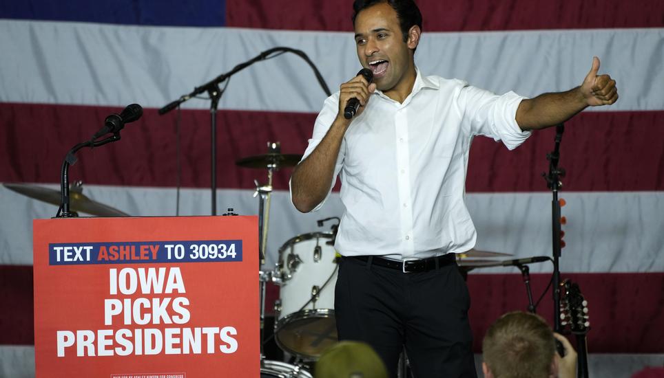 Der republikanische Präsidentschaftskandidat Vivek Ramaswamy während eines Auftrittes in Cedar Rapids (Iowa) am vergangenen Sonntag. Bild: KEYSTONE