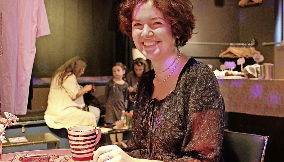 «Am liebsten würde ich alles kaufen», sagt Anastasia Bürgler bei Kaffee und Kuchen im «Kaffeestübli».