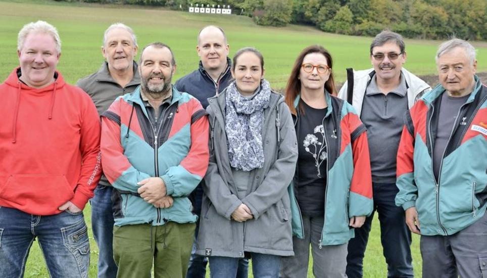 Die Schützen aus Hallau mit (v. l. n. r.): Roger Schnetzler, Ernst Freimüller, Godi Haas, Ralph Frey, Melanie Solci, Sonja Haas, Rolf Zollinger und Rüedi Jäger. Bild: Markus Stanger