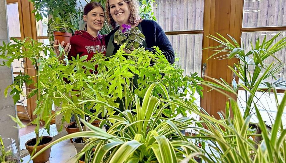 Die Idee hatten Janine Mattersberger (links) und Sarah Del Toro. Bild: Beatrix Bächtold