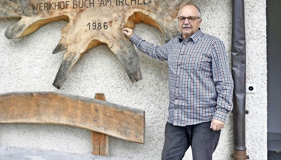 Prämiertes Engagement für den Eichenwald: Der Buechemer Förster Hans Beereuter. Bild: Andrée Lanfranconi
