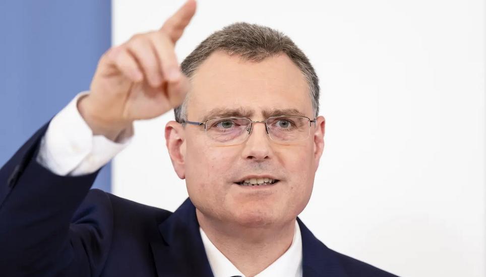 Thomas Jordan, Direktor der Schweizerischen Nationalbank, verfolgt seit dem Kriegsausbruch in der Ukraine eine straffe Geldpolitik. Bild: Keystone
