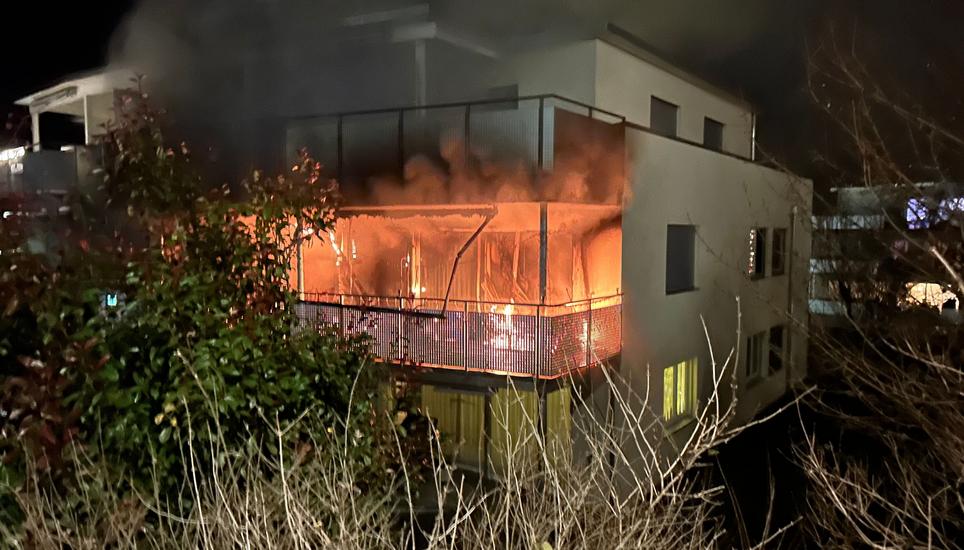Beim Brand auf einem Balkon in Tägerwilen wurde niemand verletzt. Bild: Kapo TG