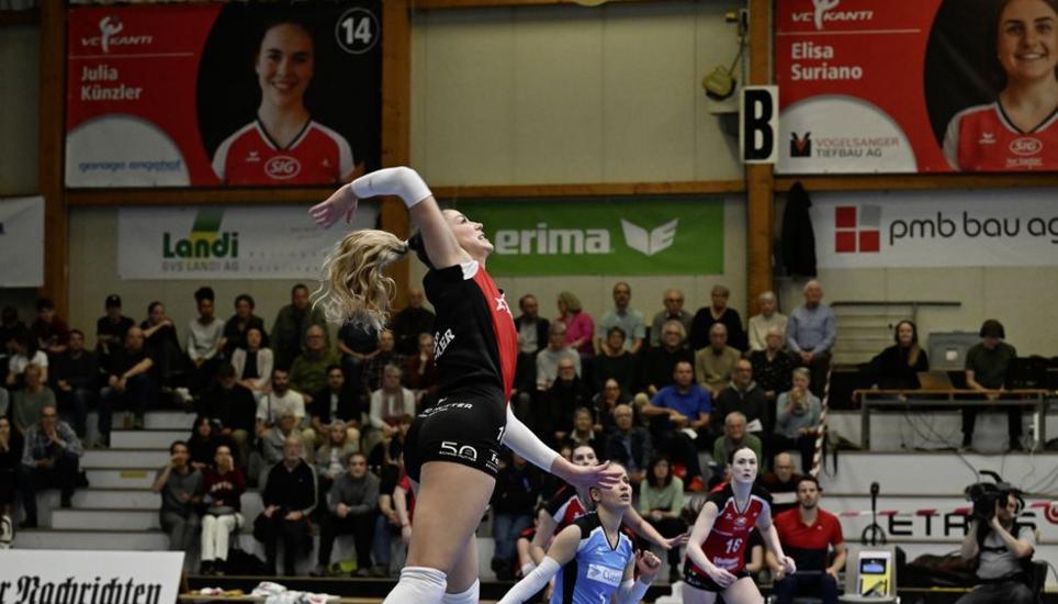 Soll noch mehr Punkte holen: Kantis Top-Skorerin Barbara Dapic – hier im ersten Playoff-Viertelfinal. Bild: Reinhard Standke Volleyball, NLA 2023-2024. Playoff-Viertelfinals, 1. Runde: VC Kanti - Volley Lugano 3-1, Schaffhausen, BBC Arena, 03.03.2024 ?? Reinhard Standke