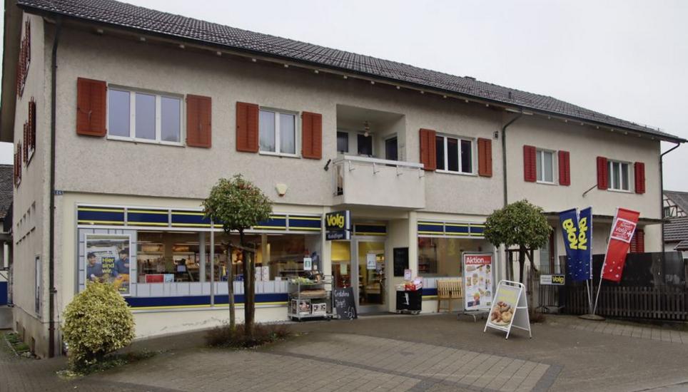 Dank dem grossen Einsatz der Bevölkerung mit dem Dorfladenverein konnte der Volg in Rudolfingen nun schon bald drei Jahrzehnte erhalten werden. Bild: Roland Müller