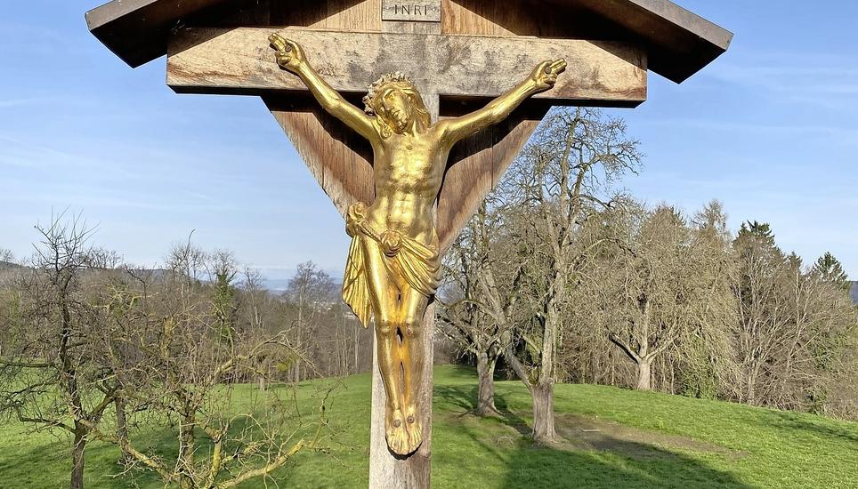 Wegkreuz bei der Wallfahrtskirche Klingenzell. Bild: Robert Weinbuch