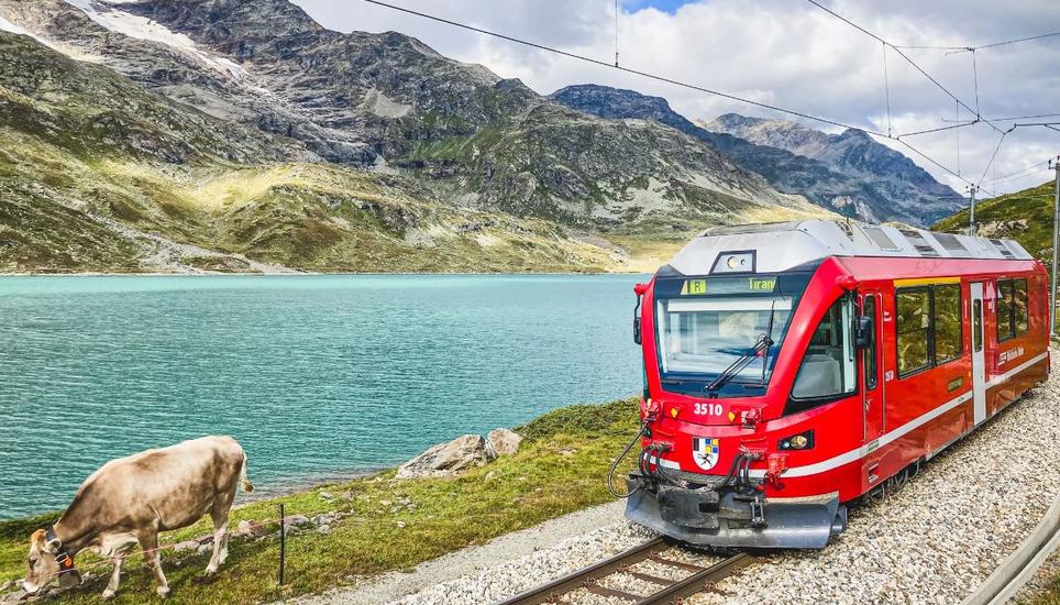 Bereits als Bub träumte Fabio Peng davon, die rote Lokomotive durchs Bündnerland zu steuern. Bild: Fabio Peng