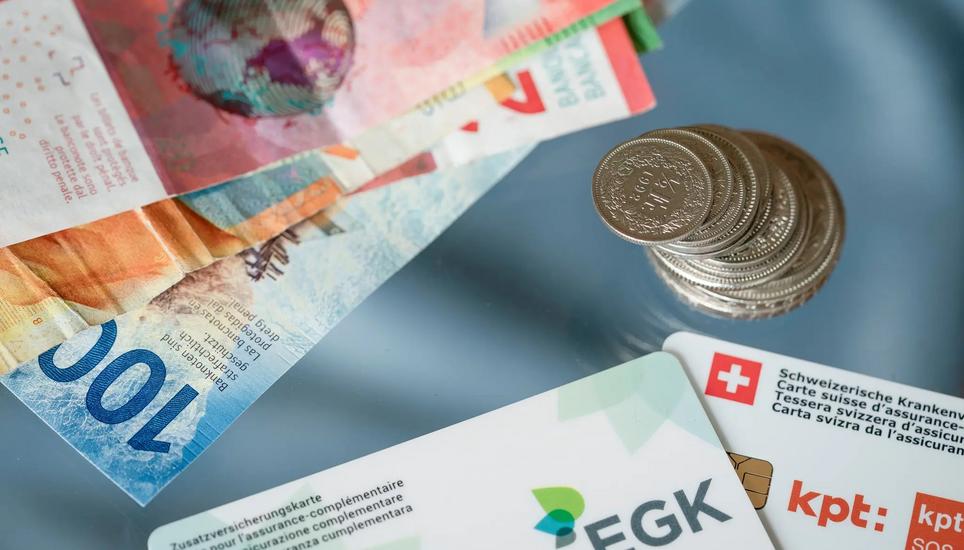 Die Krankenkassenprämien gehen ins Geld, aber nicht primär wegen der Cheflöhne. Bild: Andrea Zahler/CH Media
