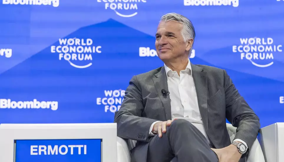 UBS-Chef Sergio Ermotti - hier kürzlich am WEF in Davos - sieht die Integration der einstigen Credit Suisse und seine Bank auf Kurs. Bild: Keystone