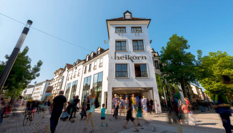 Das traditionsreiche Modehaus Heikorn in Singen schliesst per Anfang 2026. Bild: zVg/Modehaus Heikorn
