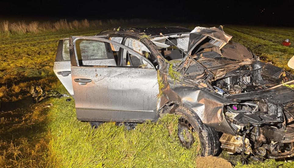 Am Auto entstand Totalschaden. Bild: zVg/SHPol