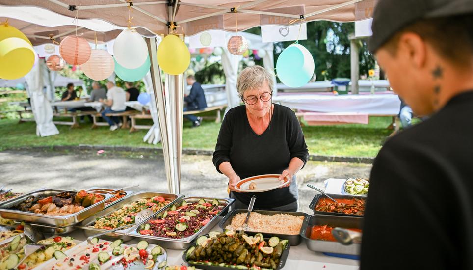 Die Bewohner des Durchgangszentrum Friedeck lÃ¤d die BevÃ¶lkerung zum Fest und zum Tag der offenen TÃ¼r ein, am Samstag, 06. September 2025. (Melanie Duchene / Schaffhauser Nachrichten)