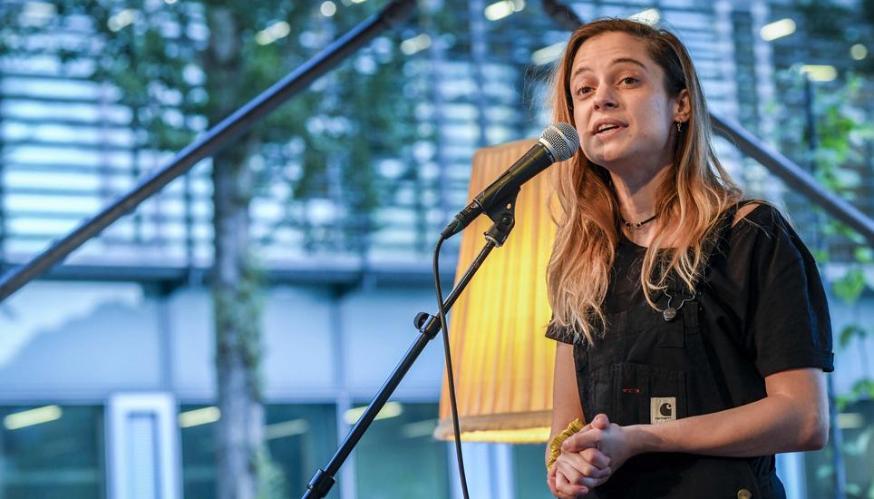 Kammgarn Sommer 2021 â Lara Stoll waehrend ihrem Auftritt, am Freitag, 06. August, 2021. (Melanie Duchene / Schaffhauser Nachrichten)
