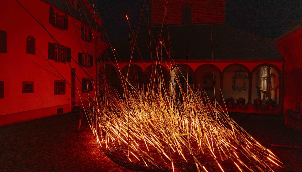 Lichtinstallationen quer durch die Altstadt, fotografiert am Dienstag, 28. Oktober 2025, in Schaffhausen. (Roberta Fele / Schaffhauser Nachrichten)
