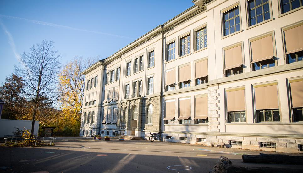 Planung Umbau und Sanierung, Schulhaus Emmersberg, Dachausbau, fotografiert am Mittwoch 08. November 2023, in Schaffhausen. (Roberta Fele / Schaffhauser Nachrichten)