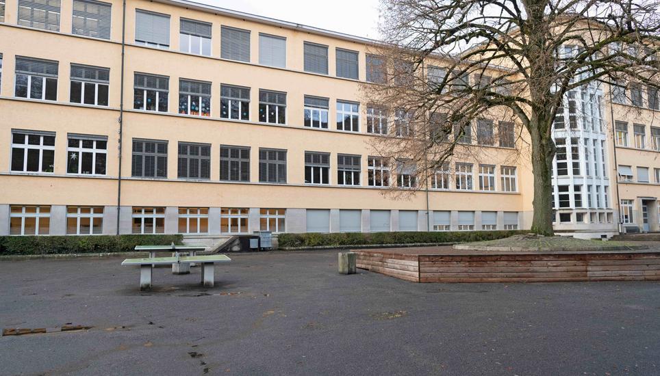 Das Gega Schulhaus, fotografiert am Montag, 23. Dezember 2019. (Melanie Duchene / Schaffhauser Nachrichten)