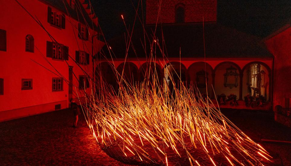 Lichtinstallationen quer durch die Altstadt, fotografiert am Dienstag, 28. Oktober 2025, in Schaffhausen. (Roberta Fele / Schaffhauser Nachrichten)