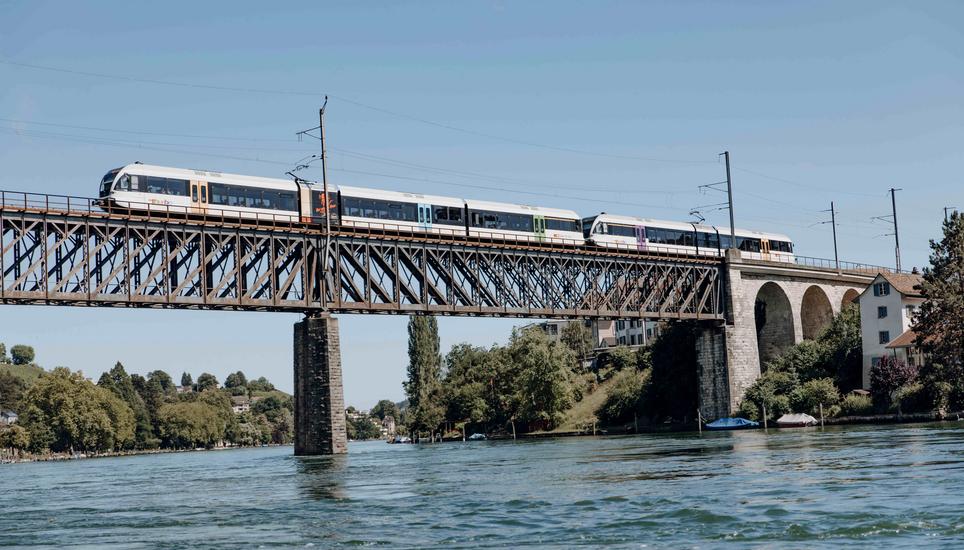 Feuerthaler ZugbrÃ¼cke, fotografiert am Montag 08. Juli 2024, in Schaffhausen. (Roberta Fele / Schaffhauser Nachrichten)