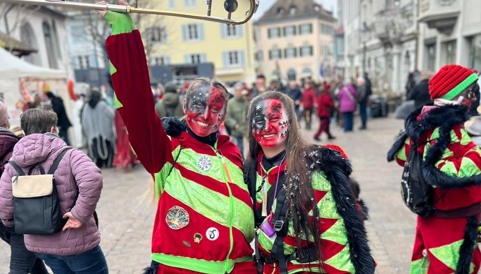 Die Schaffhauser Gugge Schmatz die Gurken lässt uns die folgenden Bilder von der Fasnacht in Schaffhausen zu. Vielen Dank! Bilder: zVg