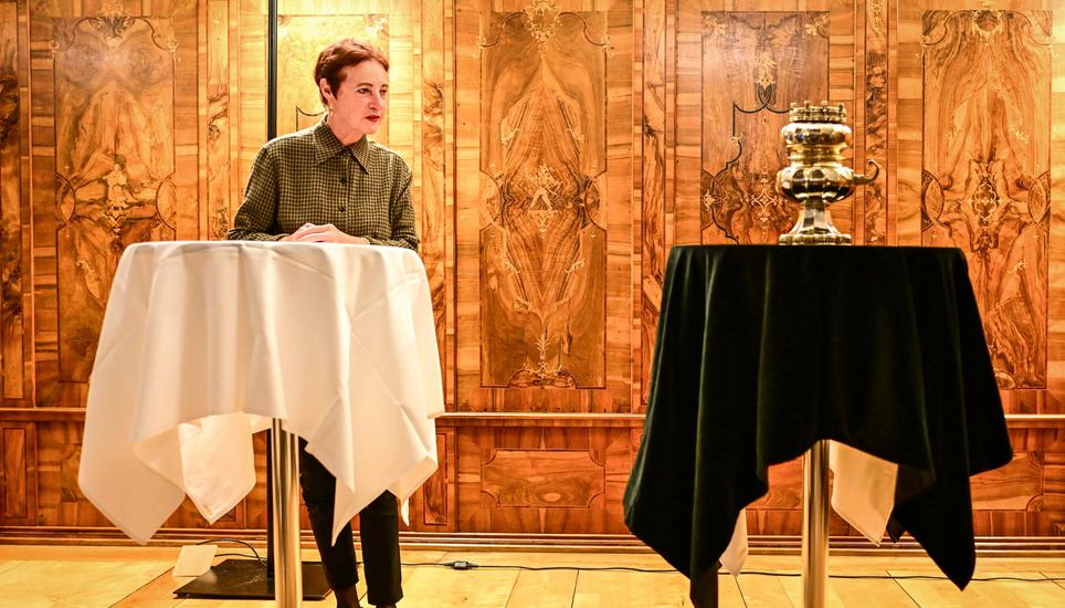 Medienorientierung zur spektakulaere Neuerwerbung im Museum zum Allerheiligen , Bild zeigt Hortensia von Roda, Praesidentin Sturzenegger Stiftung, am Donnerstag, 23. Mai 2024. (Melanie Duchene / Schaffhauser Nachrichten)