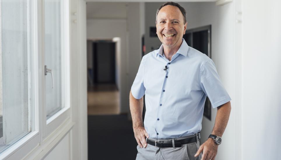 Felix Tenger, Gemeindarat Neuhausen am Rheinfall, FDP fotografiert am Montag 29. Juli 2024, in Schaffhausen. (Roberta Fele / Schaffhauser Nachrichten)