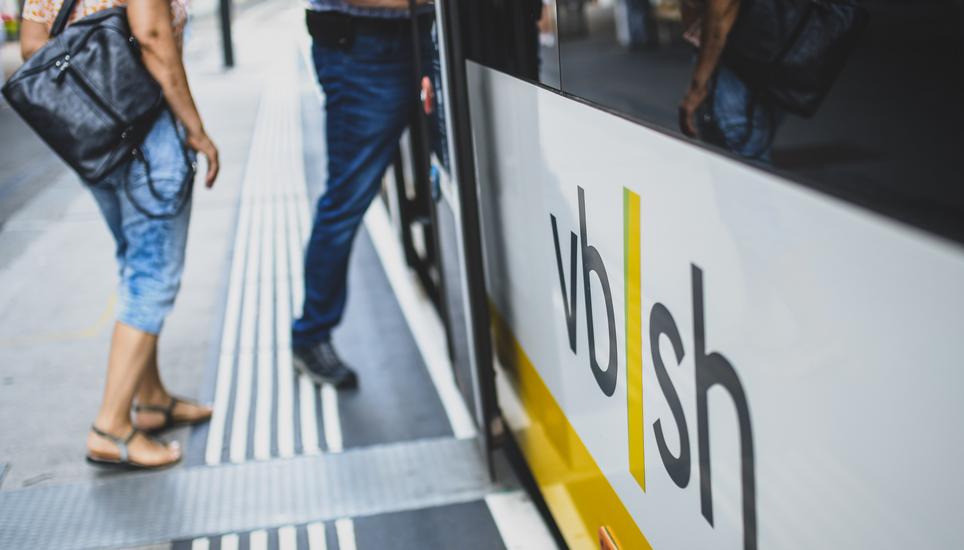 Blick auf die Einstiegskante und den Faltenbalgen am Bahnhof Schaffhausen, am Dienstag, 18. Juli 2023. (Melanie Duchene / Schaffhauser Nachrichten)