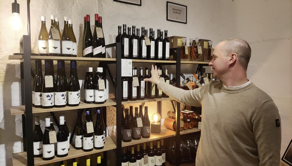 Über 60 Prozent seiner Weine haben ein Biozertifikat: Deutlich mehr als in vielen Schaffhauser Weinhandlungen.