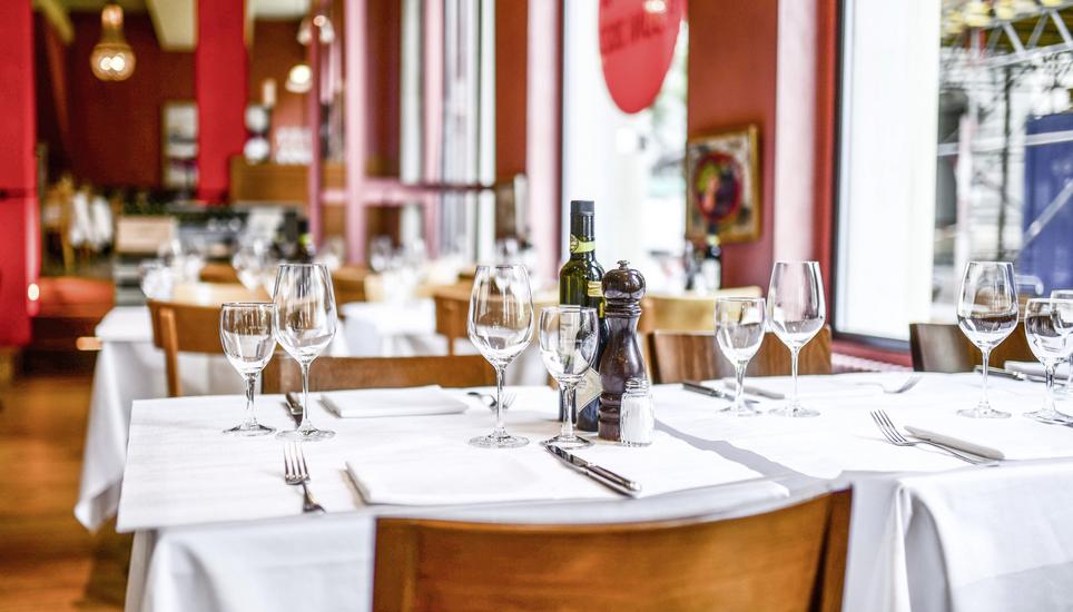 In keinem Kanton wurde 2023 weniger Geld in der Gastronomie ausgegeben, als in Schaffhausen. Bild: Melanie Duchene Wiedereroeffnung des Restaurant Pizzeria Santa Lucia auf dem Fronwagplatz, ein Einblick in das renovierte Restaurant, am Montag, 19. Juni 2023. (Melanie Duchene / Schaffhauser Nachrichten)