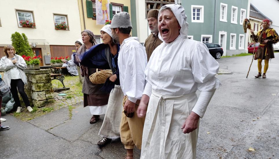 Empörung: Beim Malefizgericht ging es heiss her. Bild: Jutta Binner-Schwarz