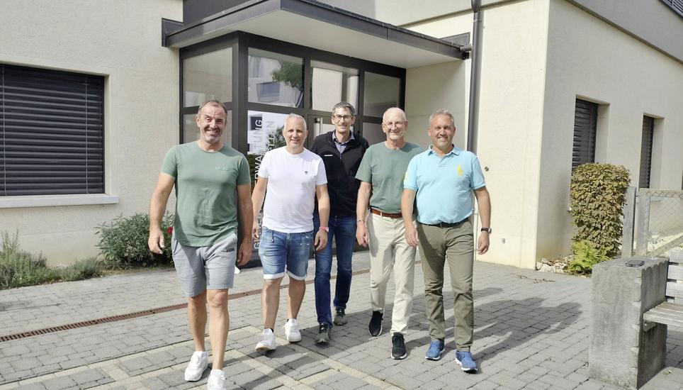 Adrian Horat, Philip Zürcher, Thomas Müller, Philipp Pfister, die Bisherigen, und Oliver Hess, der Neue, bilden den Stettemer Gemeinderat für die nächste Legislatur. Bild: Sandy Hedinger