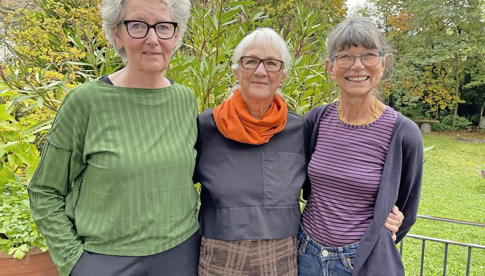 Die Gründerinnen der «Vollmondbar» von Steckborn sind ziemlich beste Freundinnen (von links): Susanne Eggmann, Christine Krucker und Marianne Guhl. Bilder: Gudrun Trautmann