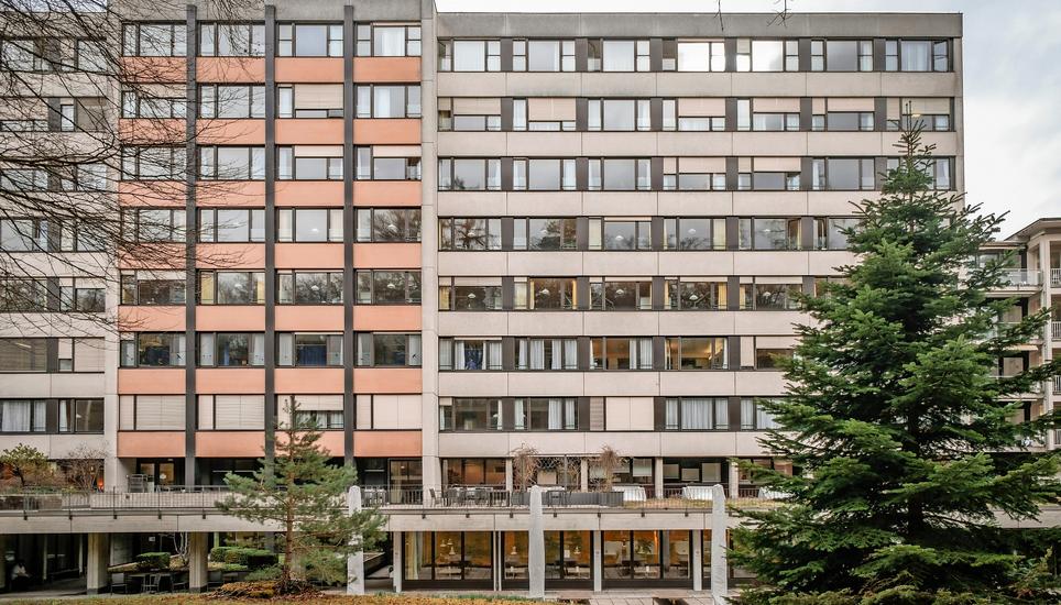 Das Mega-Neubauprojekt beim Kantonsspital liefert einmal mehr Diskussionsstoff. Bild: Melanie Duchene Spaziergang rund um den Kantonsspital mit Portrait und Interview mit der Spitalraetin Marie-Theres Caratsch, am Freitag, 23. Februar, 2024 (Melanie Duchene / Schaffhauser Nachrichten)