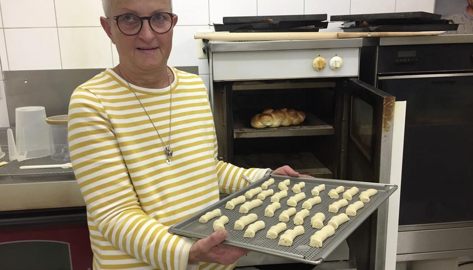 Die Eglisauer Bäckerin Mona Mühlemann ist nur noch wenige Tage in ihrer Backstube anzutreffen. Bild: Ursula Fehr