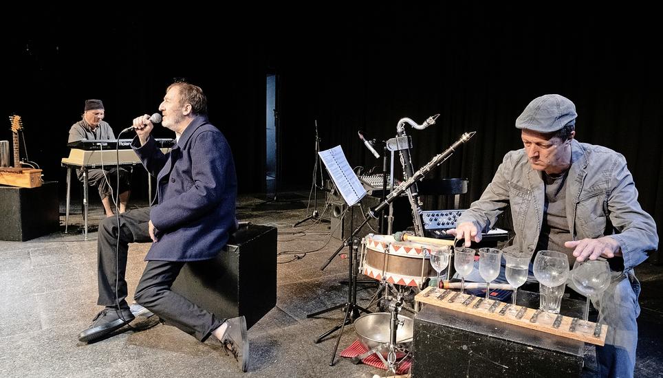 Das «Glauser Quintett» und «Der Untergang des Delphin». Bild: ZVG/Martin Schumacher