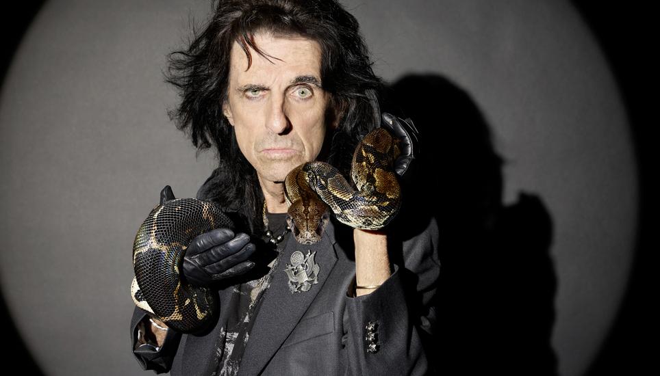 Rockstar Alice Cooper: «Ich hatte schon als kleiner Junge einen ziemlich guten schwarzen Humor.»