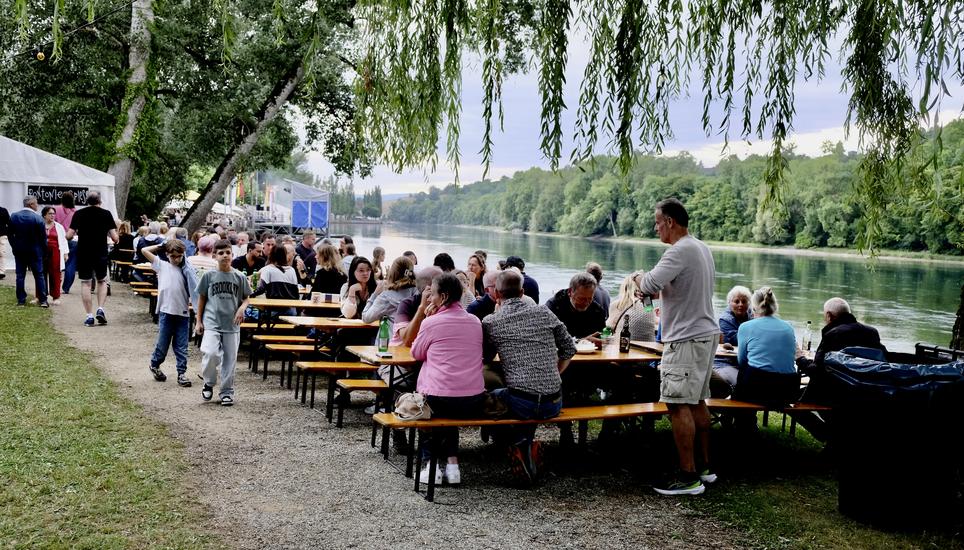 Das traditionelle Rheinfest der Diessenhofer Pontoniere war auch dieses Jahr äusserst gut besucht. Bilder: Thomas Brack