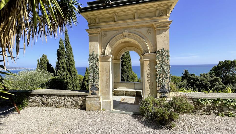 Zusammenwirken von Architektur und Natur in den Hanbury Gardens in Ligurien. Bild: Marcel Wenger