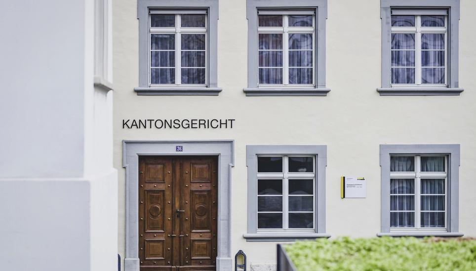 Themenbild Kantonsgericht Eingang, am Dienstag, 14. Februar 2023. (Melanie Duchene / Schaffhauser Nachrichten)